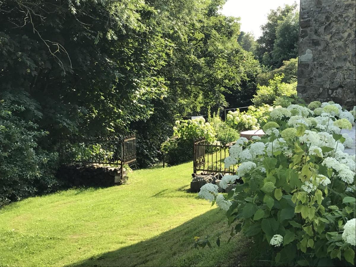 Bed and Breakfast La Grange De Dourlers Zewnętrze zdjęcie